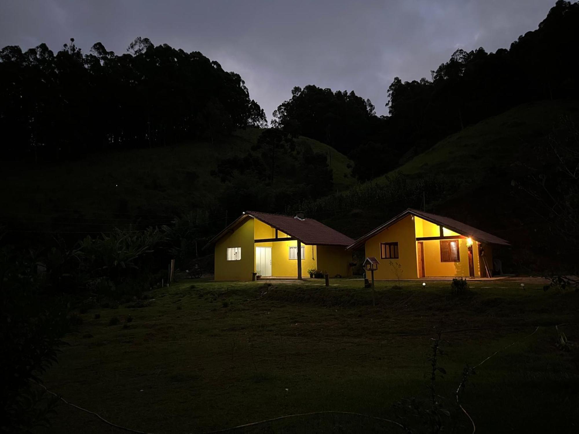 Recanto Do Santista, Chale 02 Camanducaia Exterior photo